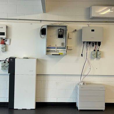 Stop Power Outages & Save More: Your Complete Guide to a Home Solar Battery System