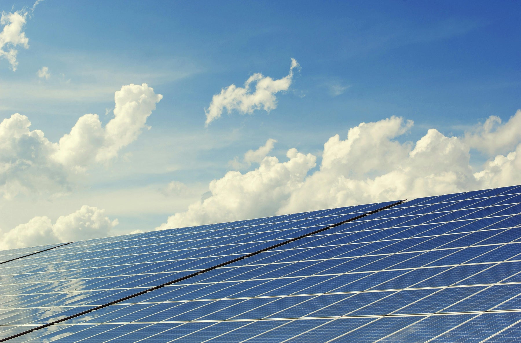 solar panel efficiency cloudy weather image 3