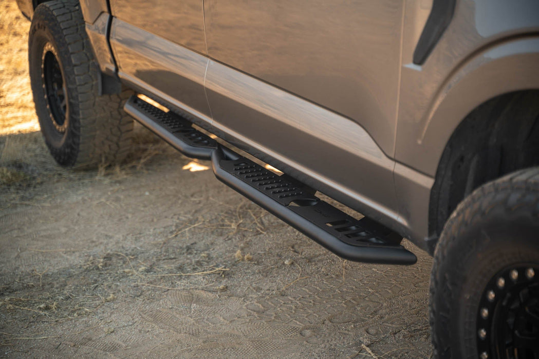 DV8 Offroad | 2015-2024 Ford F-150 Crew Cab OE Plus Side Steps