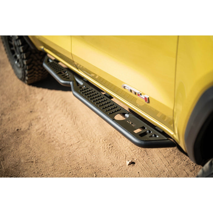DV8 Offroad | 2023-2024 Chevy Colorado & GMC Canyon OE Plus Side Steps