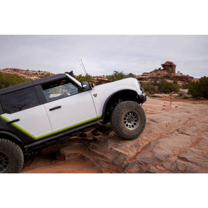 DV8 Offroad | Ford Bronco FS-15 4-Door Rock Sliders V2