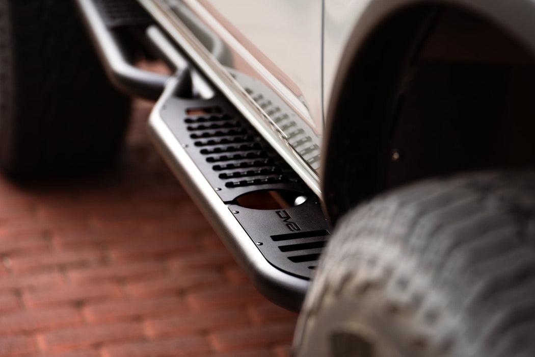 DV8 Offroad | Ford Bronco OE Plus Series Side Steps