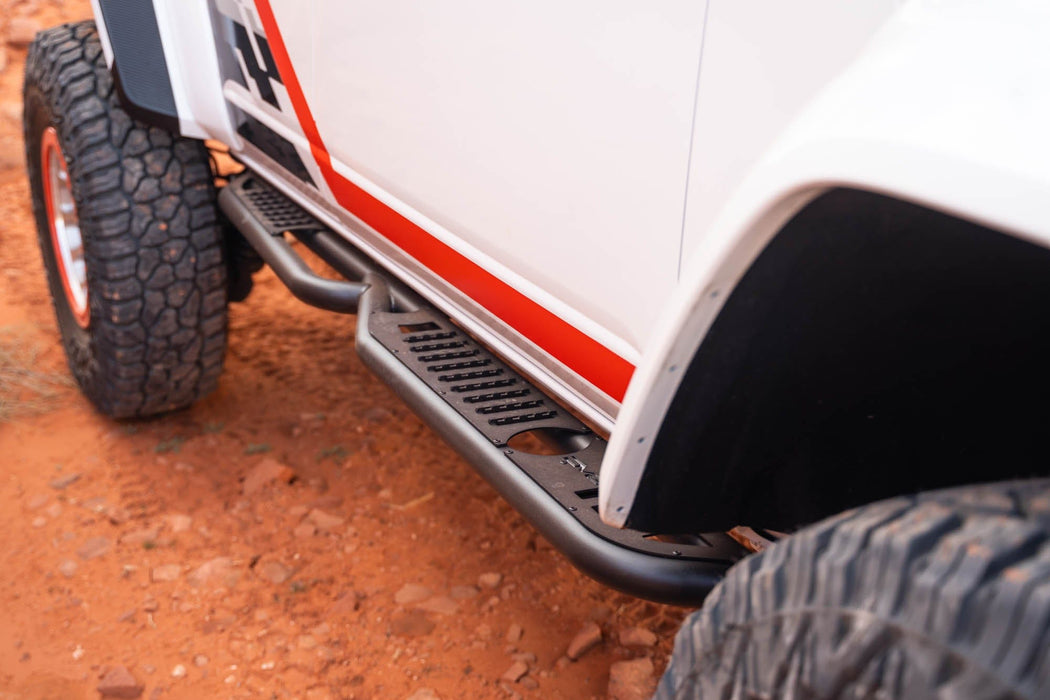 DV8 Offroad | Ford Bronco OE Plus Series Side Steps