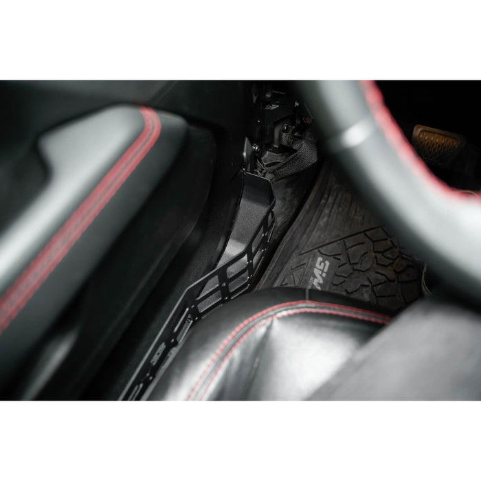 DV8 Offroad | Jeep Front Door MOLLE Panel Pockets