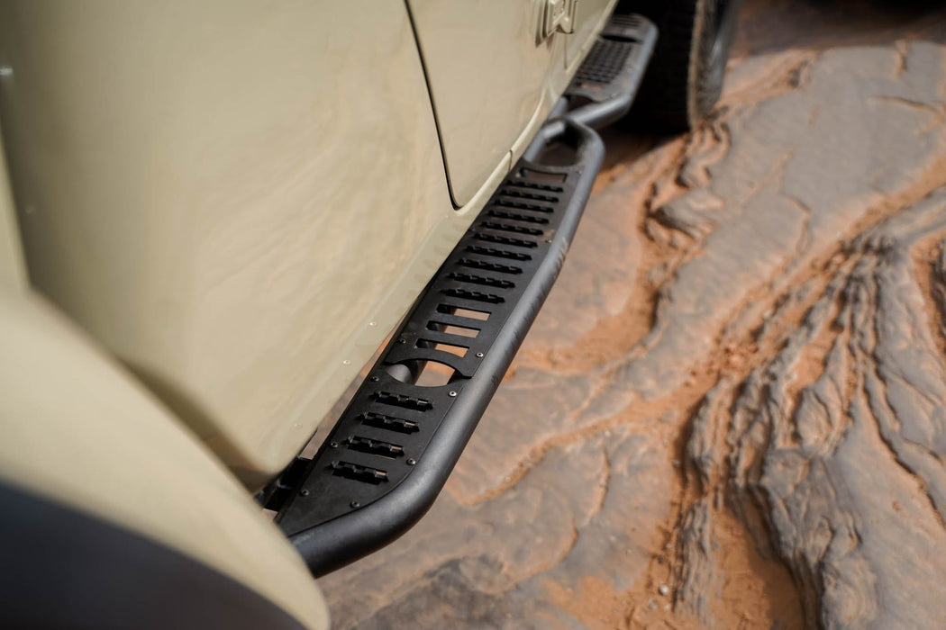 DV8 Offroad | Jeep Gladiator JT OE Plus Side Steps