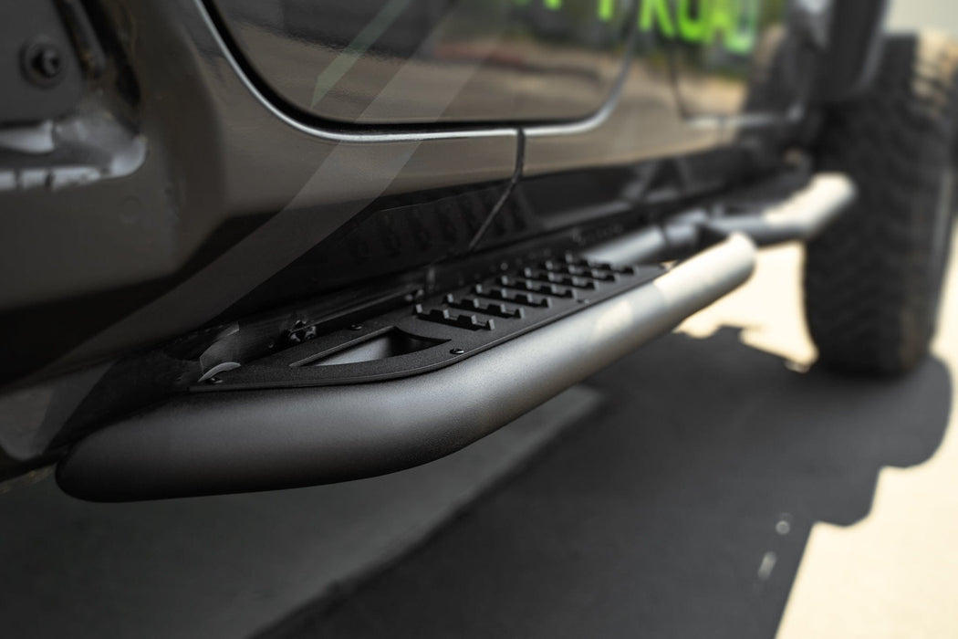 DV8 Offroad | Jeep Wrangler JL OE Plus 4-Door Side Steps