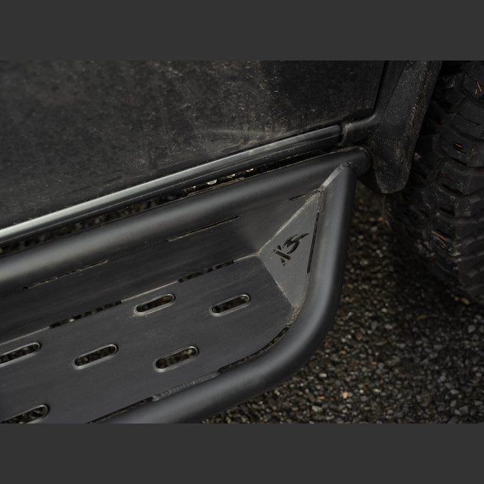Flatline Van Co. | Winnebago Ekko Sprinter Side Steps