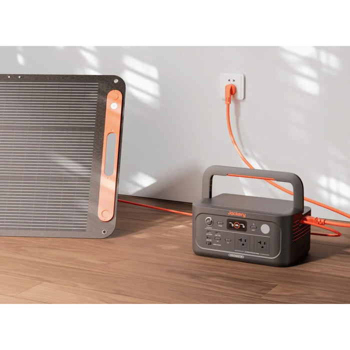 Jackery | Solar Generator 600 V2 with SolarSaga 100W Panel image 8