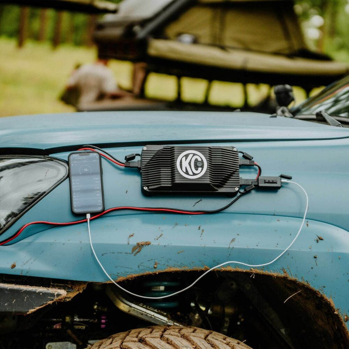 KC HiLiTES | Solar Charge Hub