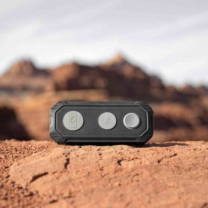 Lion Energy | Eclipse Mag Power Bank - 99.9Wh Wireless Charge