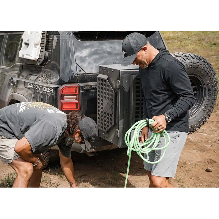 Universal Overland Storage Box 19x28x15