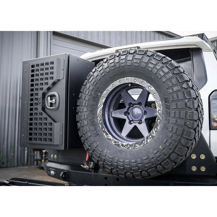 Universal Overland Storage Box 19x28x15